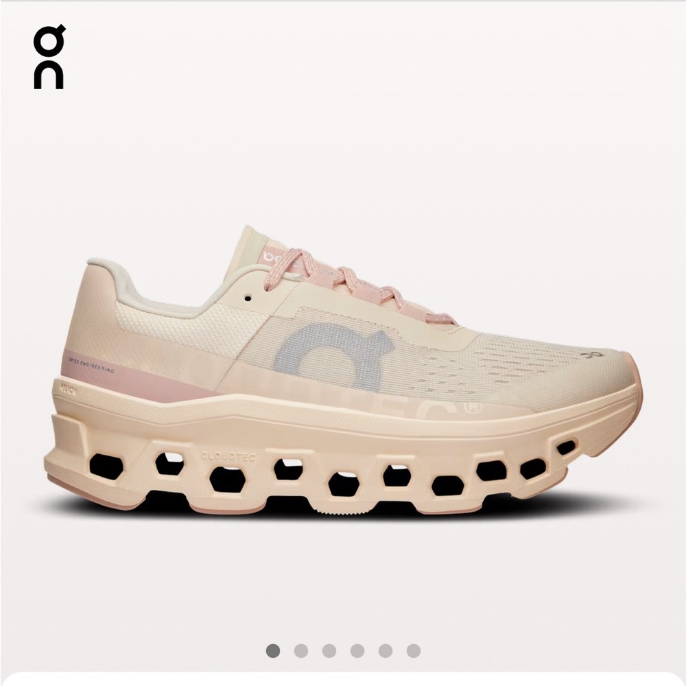 ON Cloudmonster Women’s 8.5 Fawn
